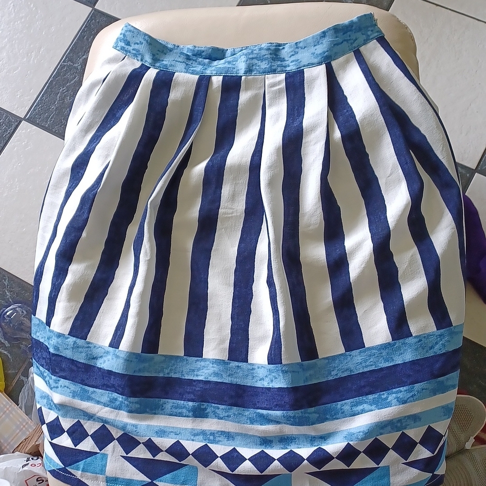 miami Flare Skirt Soft Box Pleats Lined Medium